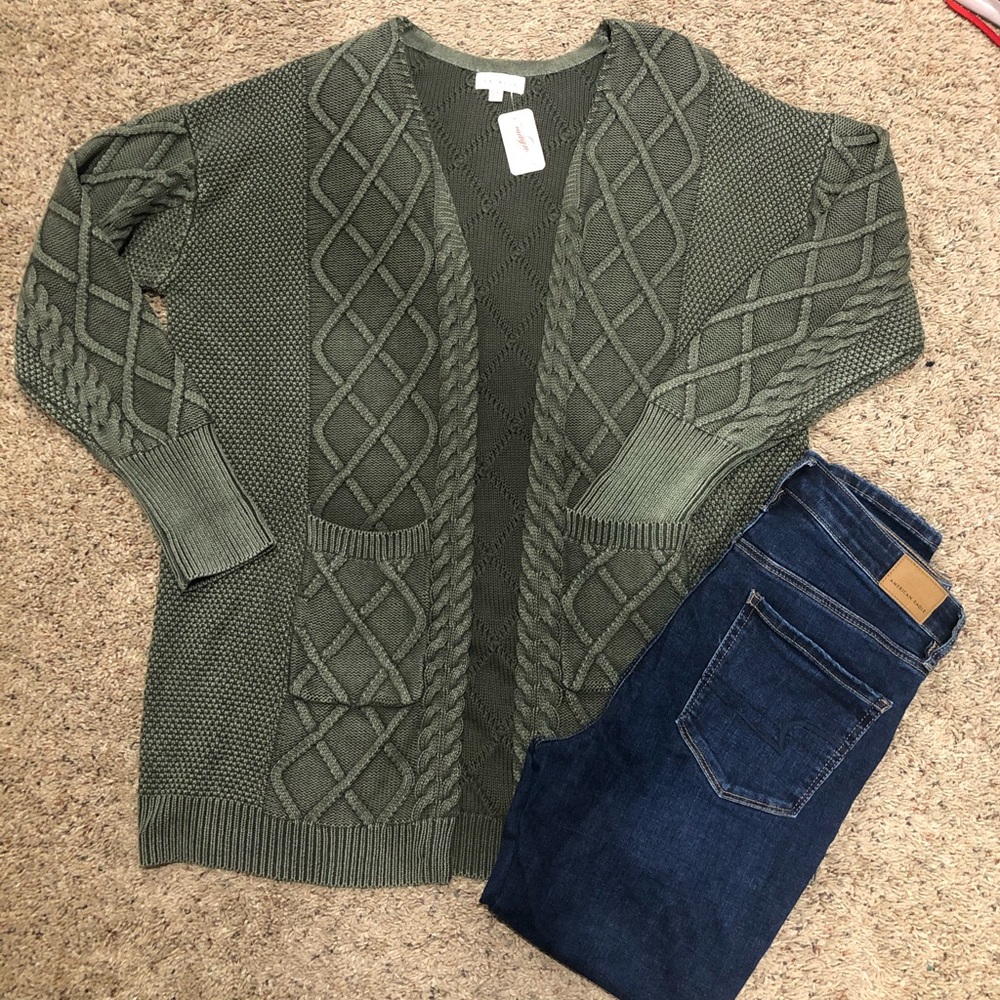 Promesa Olive Cardigan